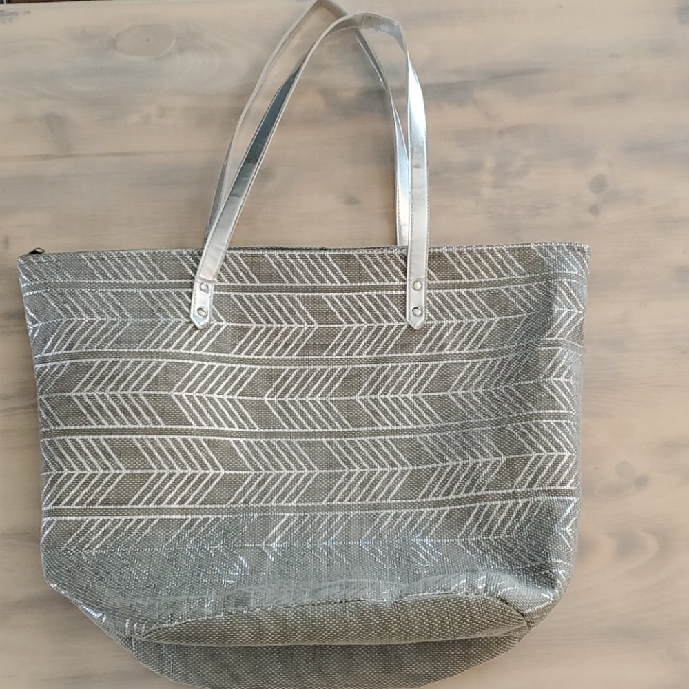 Bag - Silver Arrow Pattern